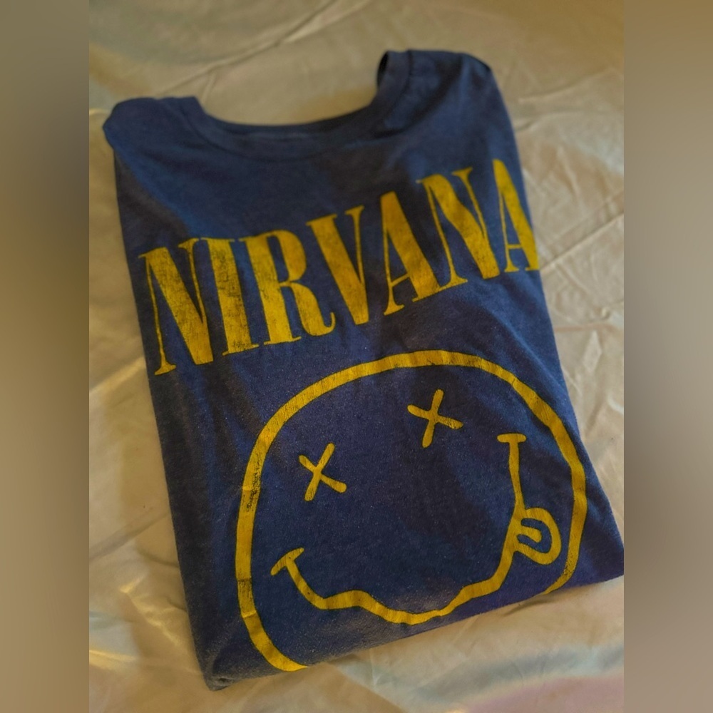 Official Nirvana Vintage Graphic Logo Short Sleeve Tee​​